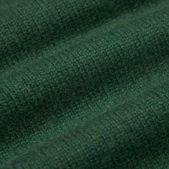 NWT Aritzia Plush Cashmere Oversized V-neck Sweater, Size Large - Picture 7 of 8